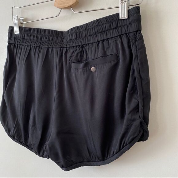 ARITIZA “Wilfred” Ruched Waist Tie Short Shorts - Picture 4 of 7